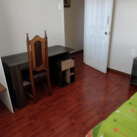 Hostal Ines Hotel Сантяго Екстериор снимка