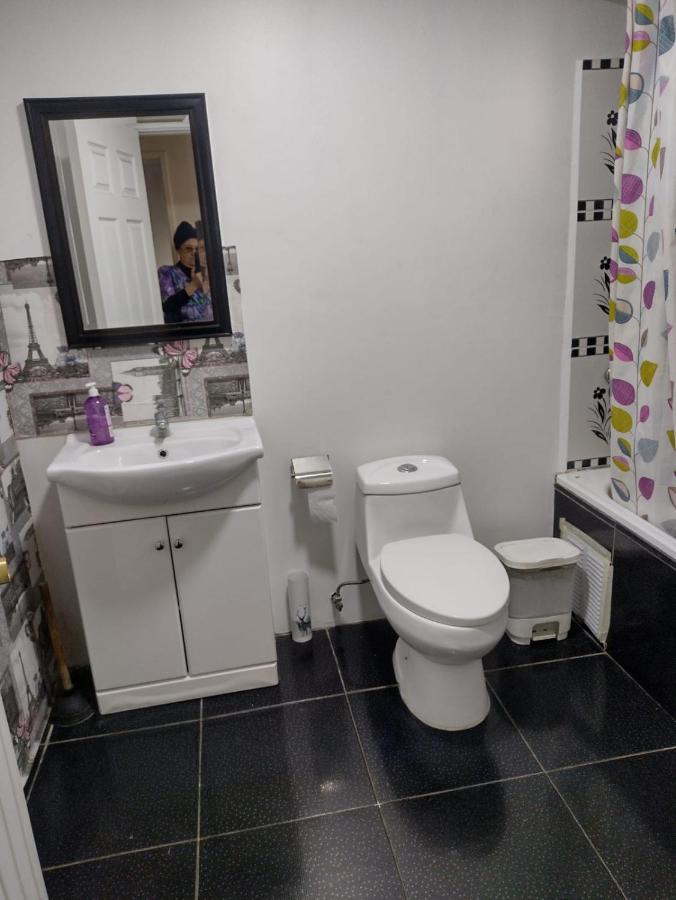 Hostal Ines Hotel Сантяго Екстериор снимка
